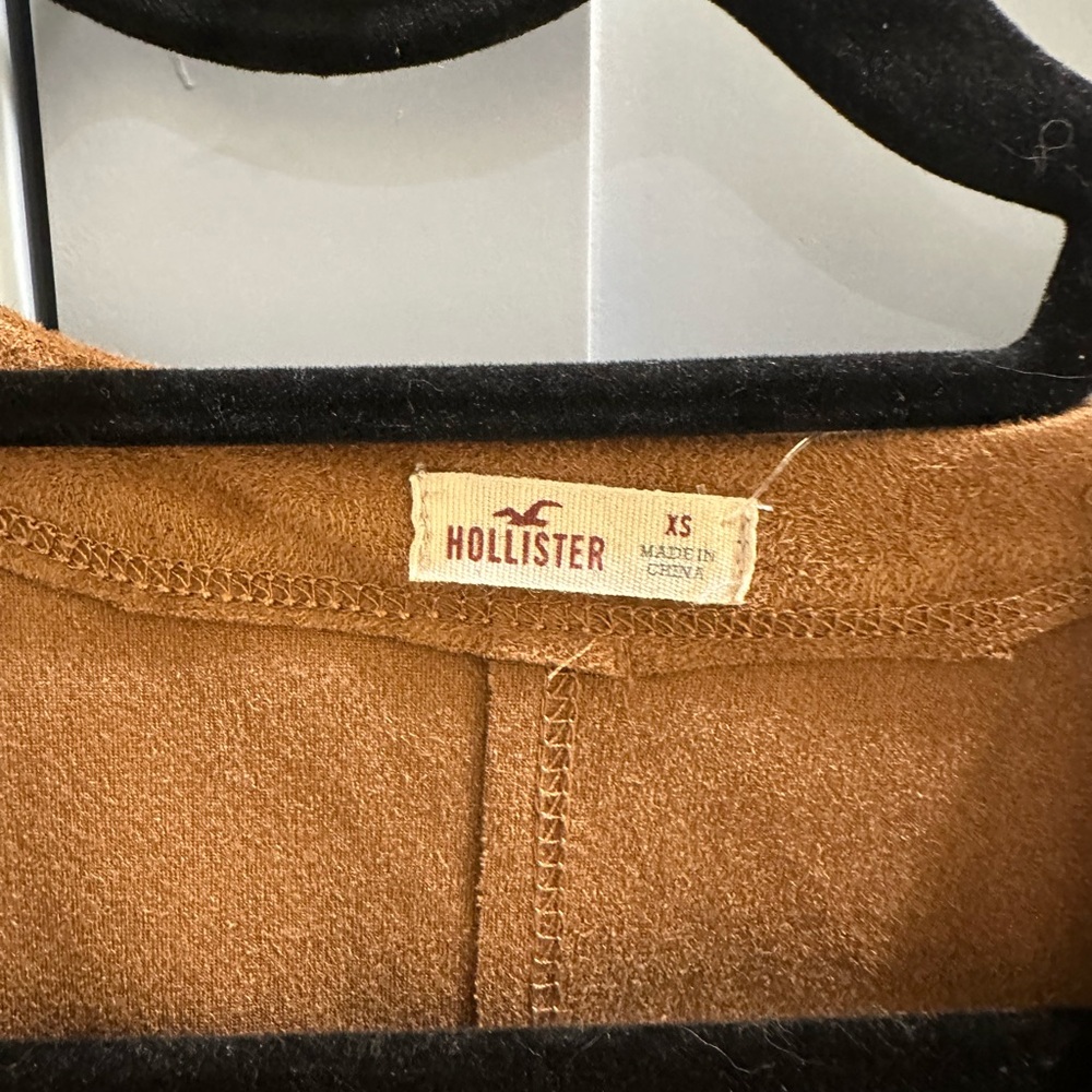 Hollister spaghetti strap Mini Dress with faux brown suede cover-up top - Picture 3 of 7
